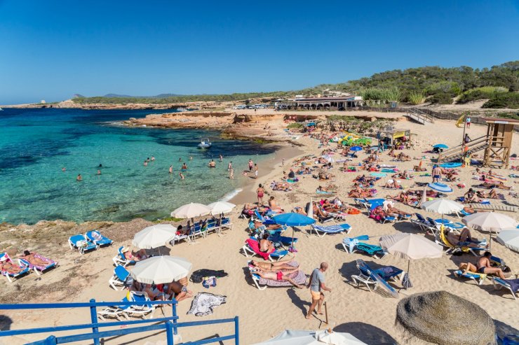The beaches are yours. Cala Comte, Cala Salada, Talamanca 