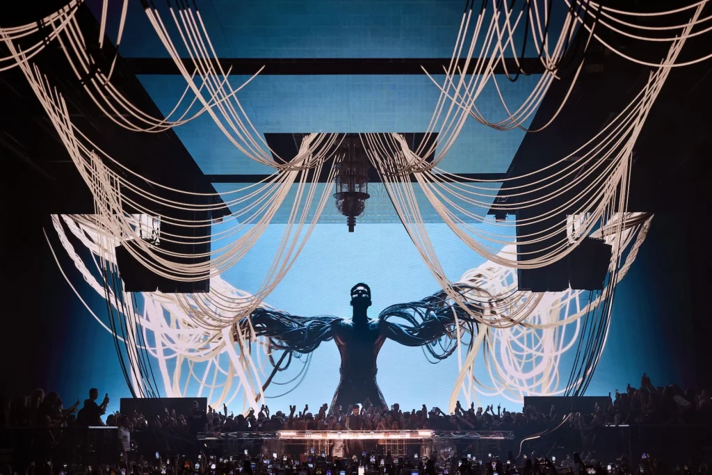 Apertura della Stagione 2 di UNVRS