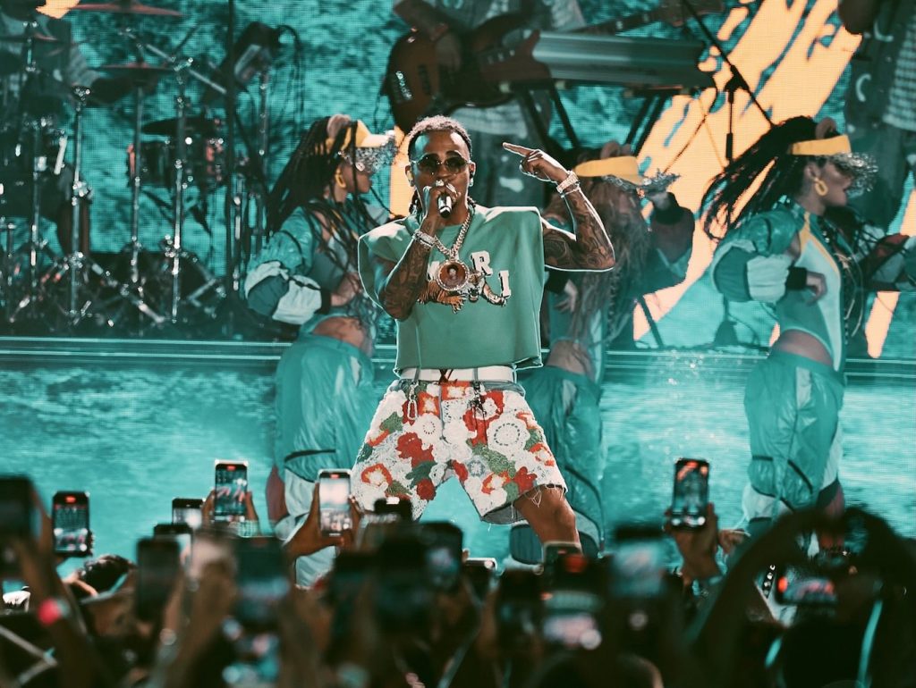 Ozuna all'Ushuaïa