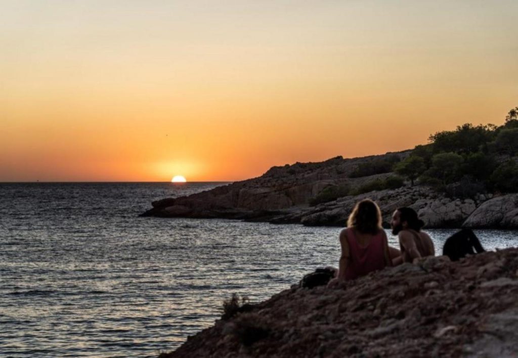 sunset ibiza hostel cisne by nest